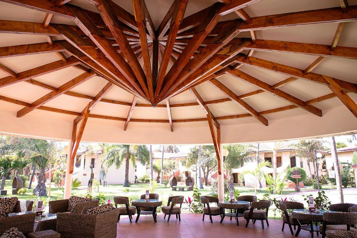 Ocean Bay Hotel & Resort Bakau Eksteriør bilde