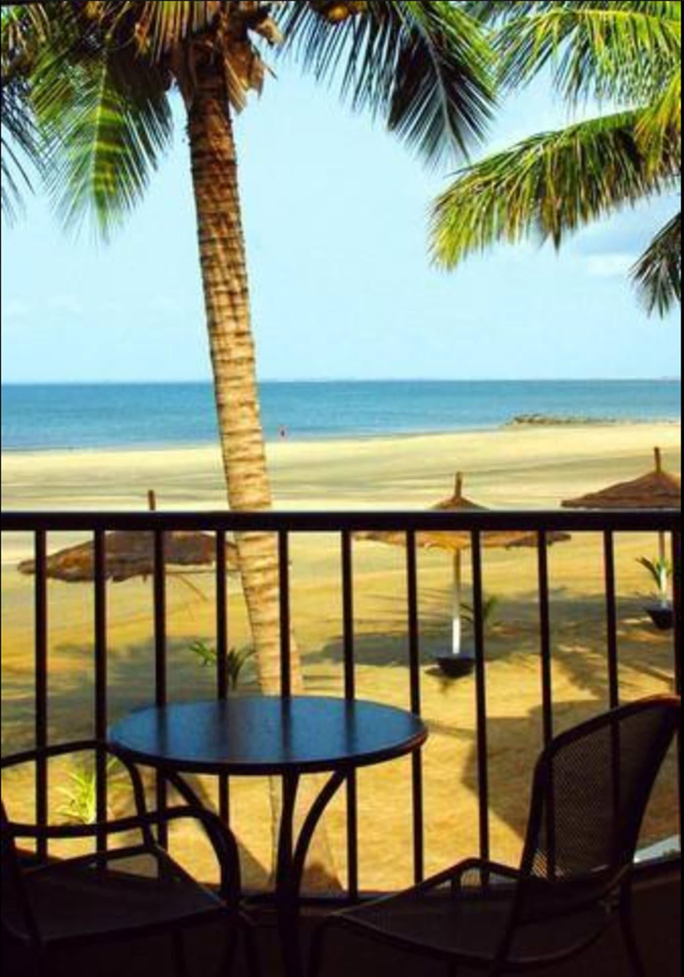 Ocean Bay Hotel & Resort Bakau Eksteriør bilde