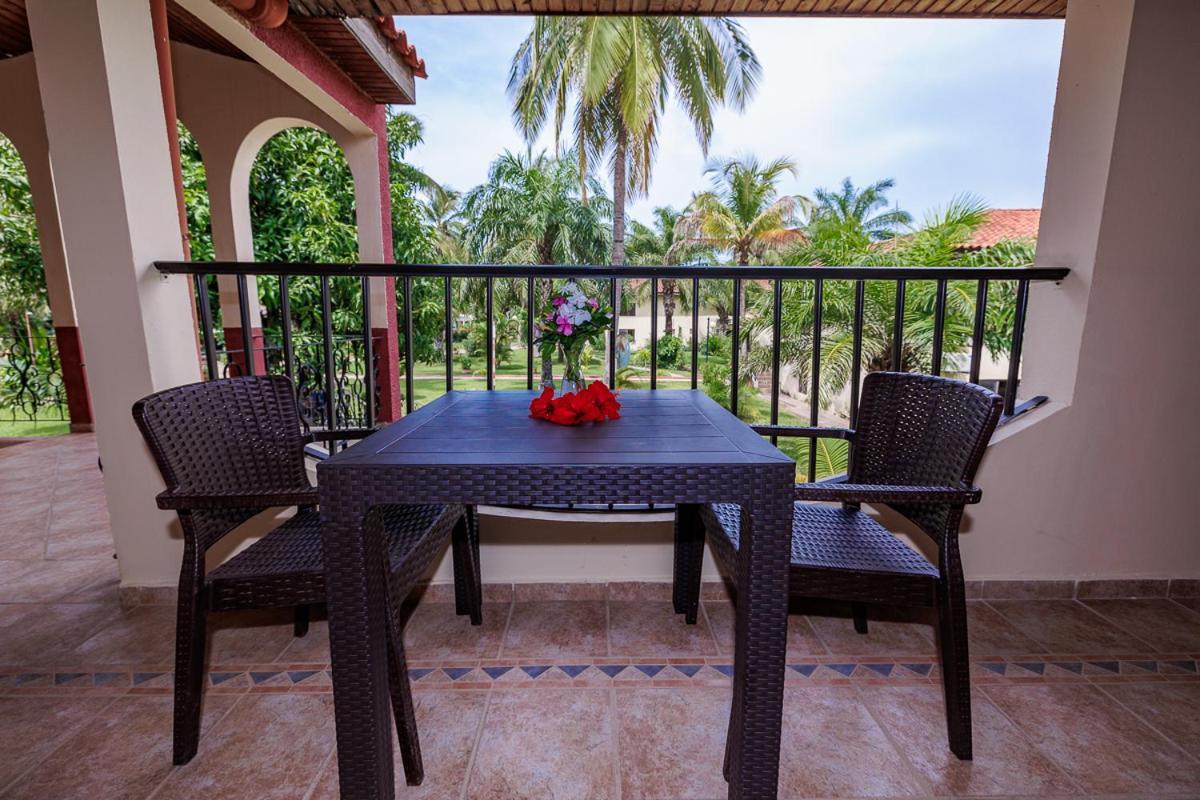 Ocean Bay Hotel & Resort Bakau Eksteriør bilde