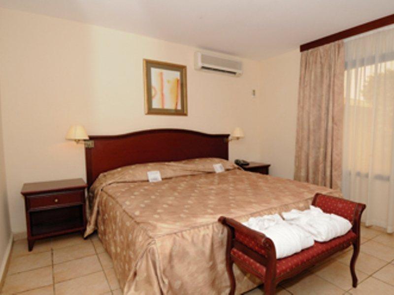 Ocean Bay Hotel & Resort Bakau Eksteriør bilde