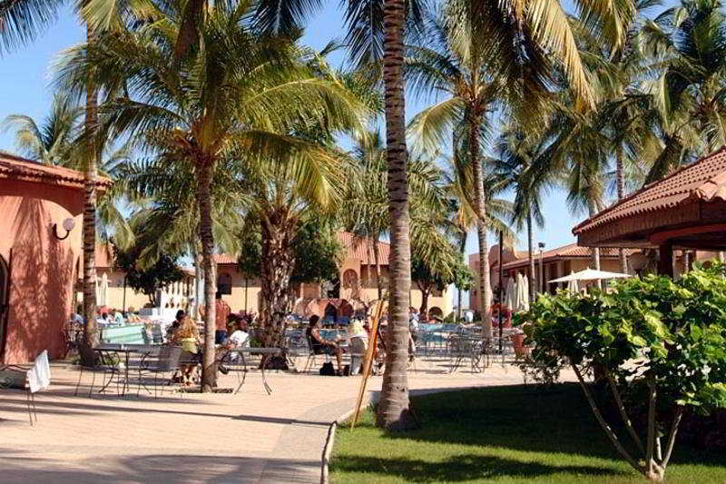 Ocean Bay Hotel & Resort Bakau Eksteriør bilde